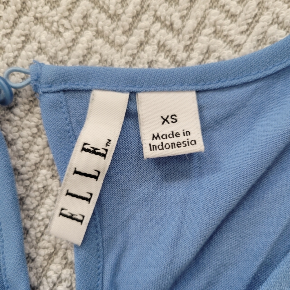 Elle Blouse - Picture 9 of 10